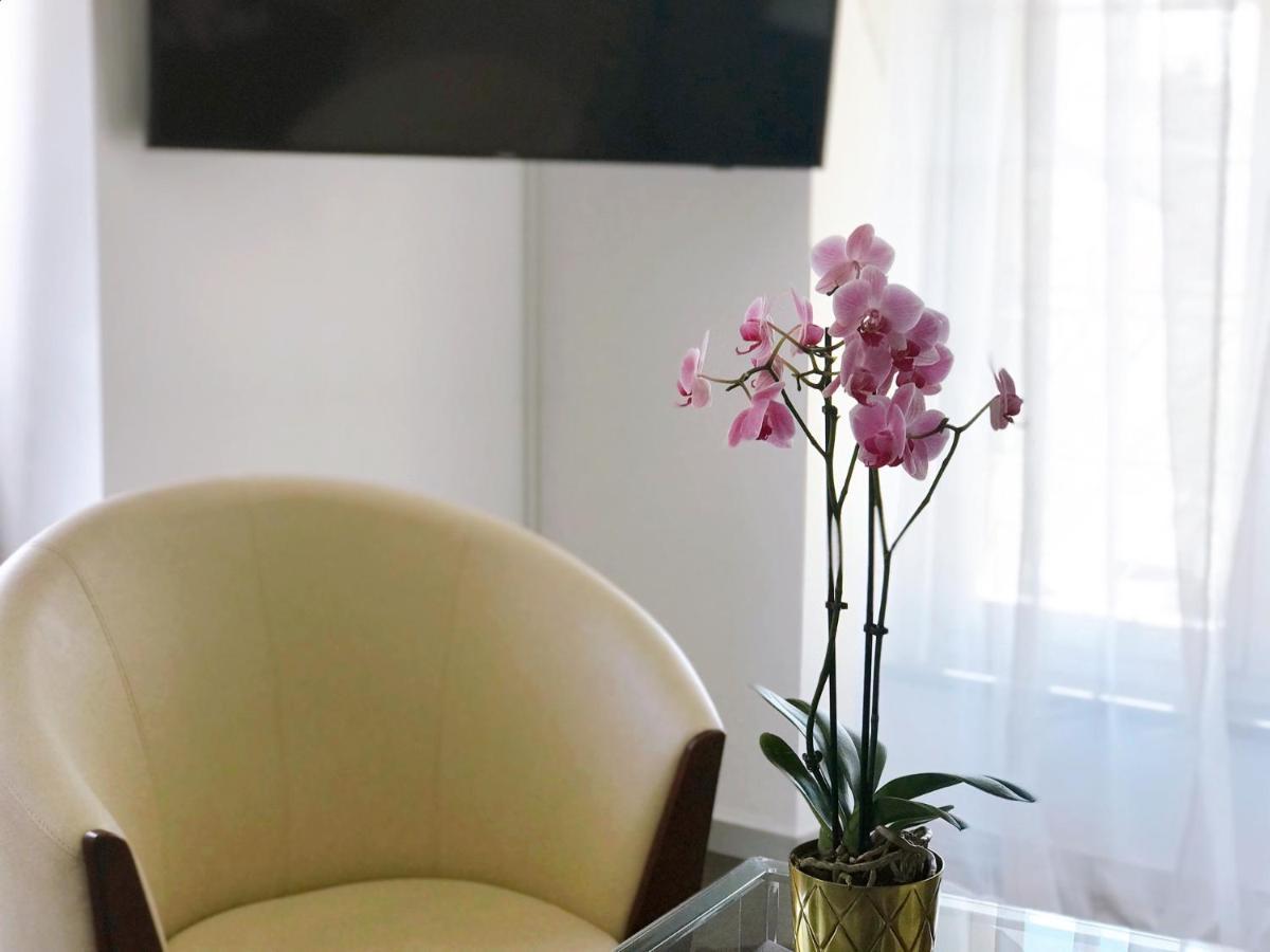 Swiss Hotel La Couronne Avenches Zewnętrze zdjęcie